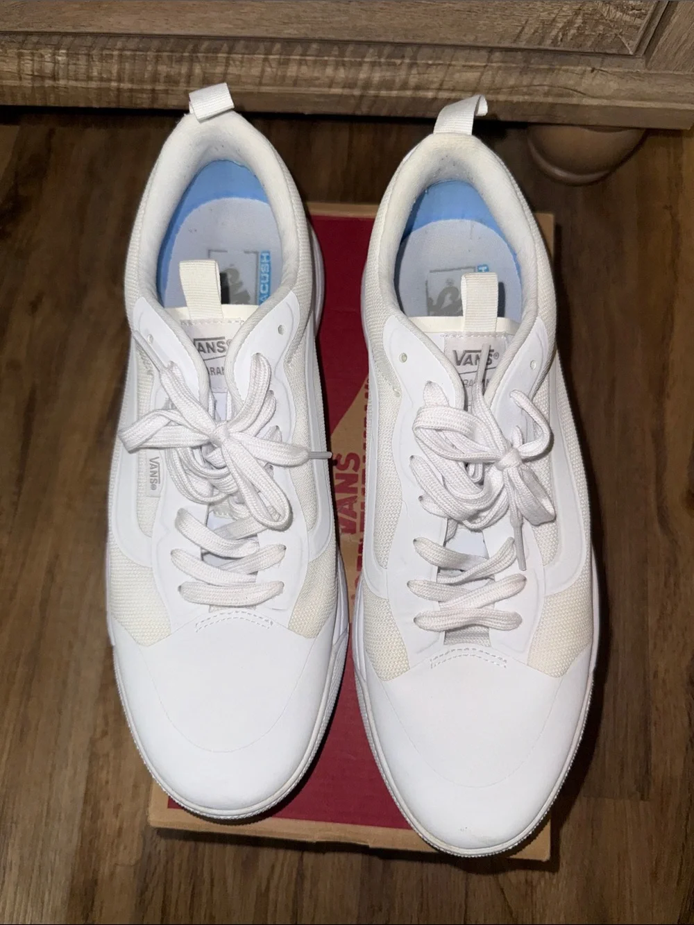 Vans UltraRange Men’s White Sneakers